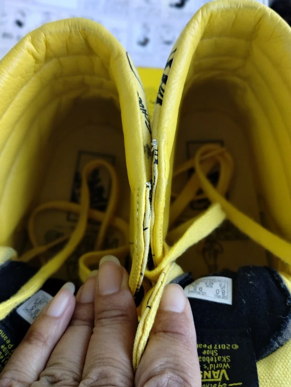 Vans x Peanuts Charlie Brown SK8-Hi Reissue Yellow Men's 8 Women's 9.5 w/ Box